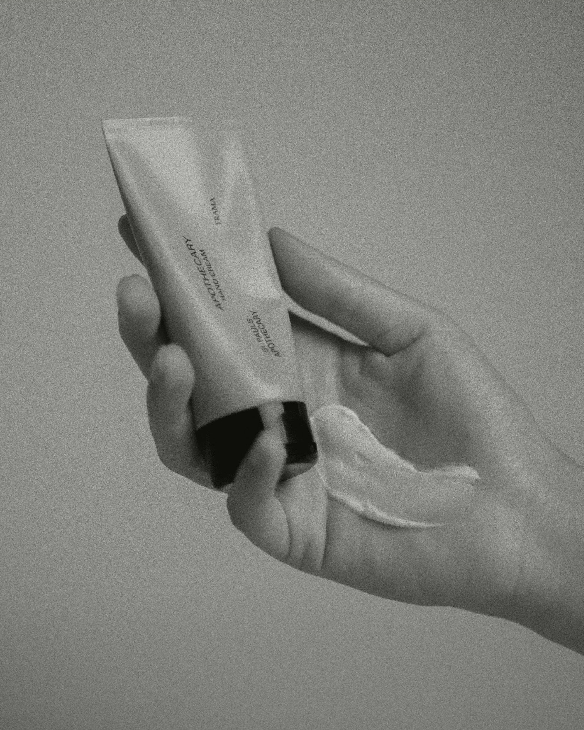 FRAMA Apothecary Hand Cream | Tube | 60 mL MULTI 11500