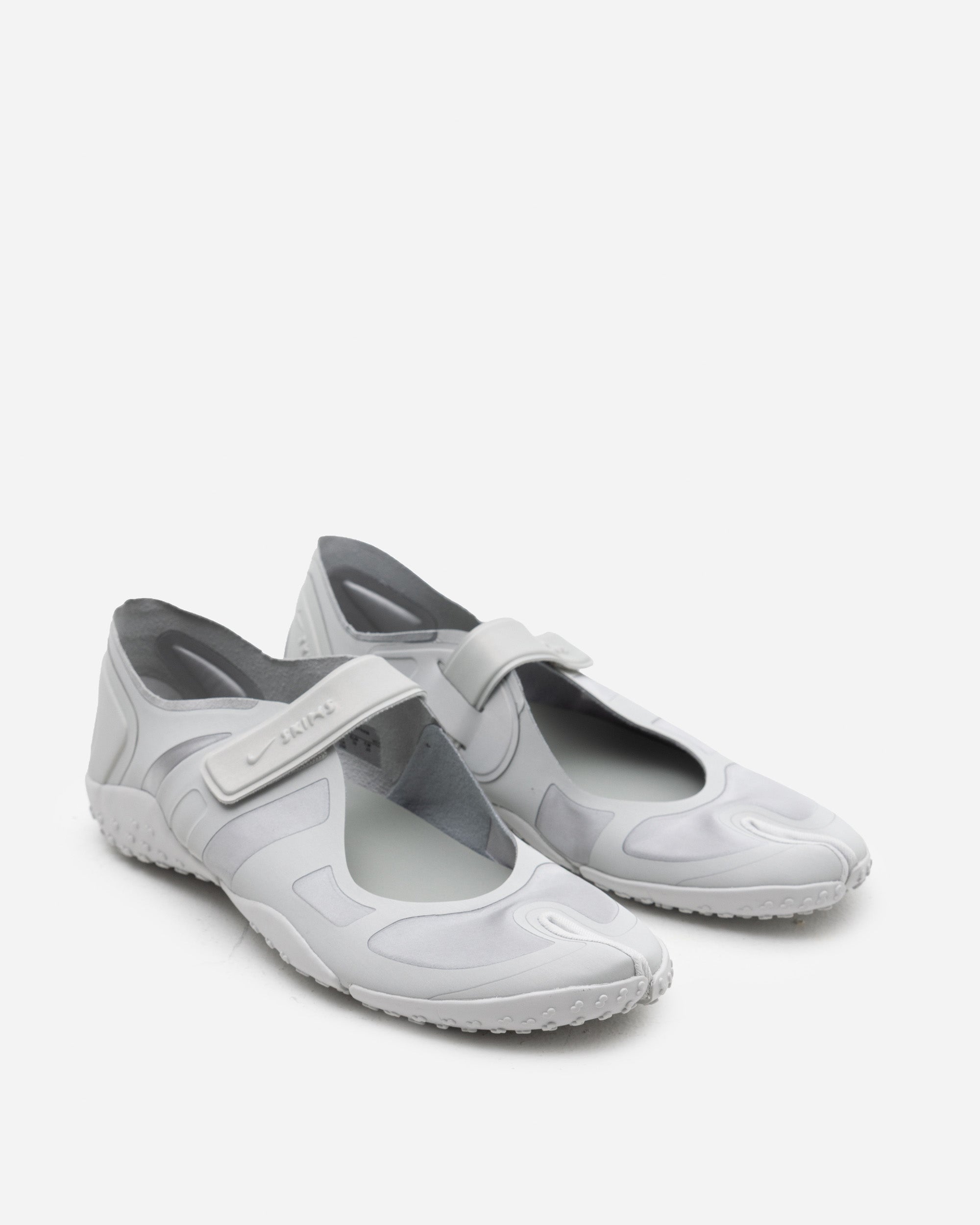 NikeSKIMS NikeSKIMS Rift Satin NIGHT SILVER IQ7158-002