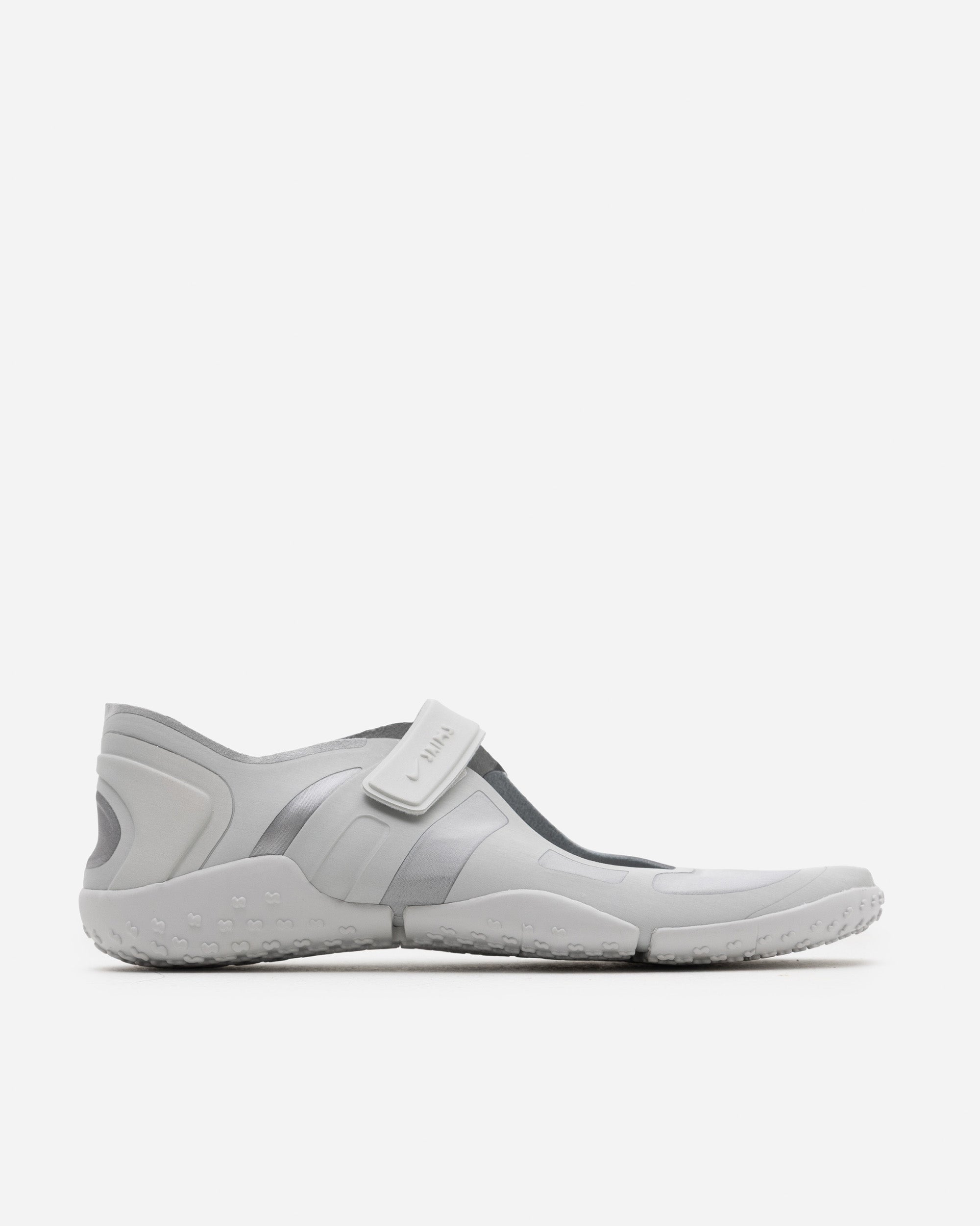 NikeSKIMS NikeSKIMS Rift Satin NIGHT SILVER IQ7158-002