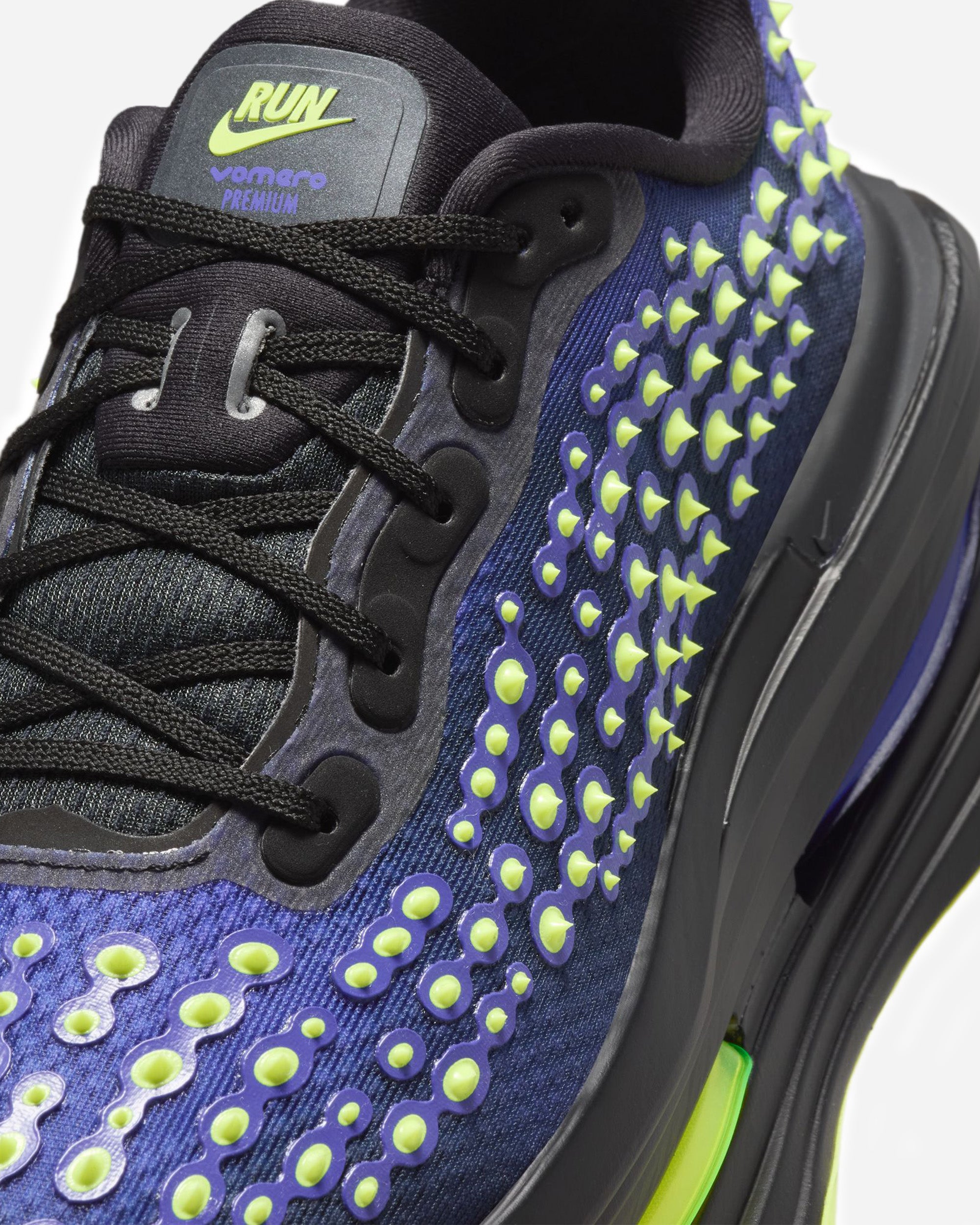 Nike NIKE VOMERO PRM QS BLACK/VOLT GLOW-RUSH VIOLET-BLACK IR2168-002