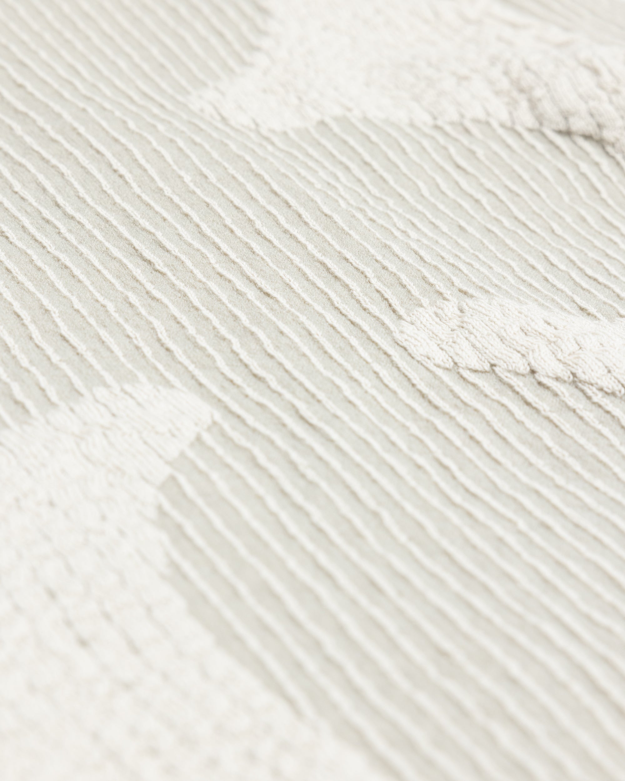 ROA Wavy Long Sleeve Light Beige RBWW022YA10-BEG0002