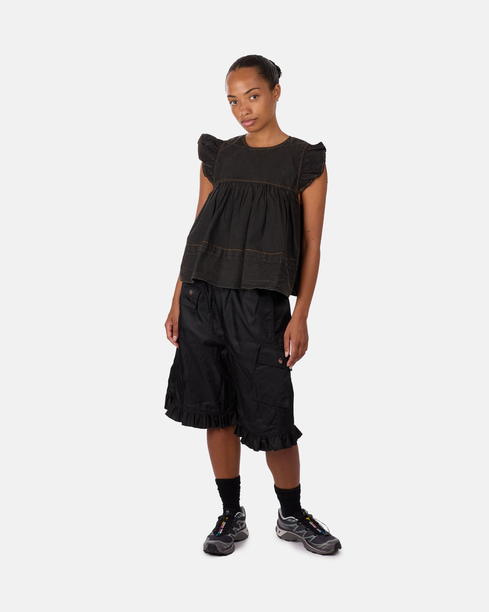 GANNI Plaggfärgad överdel i bomull med volangärmar Black W0587