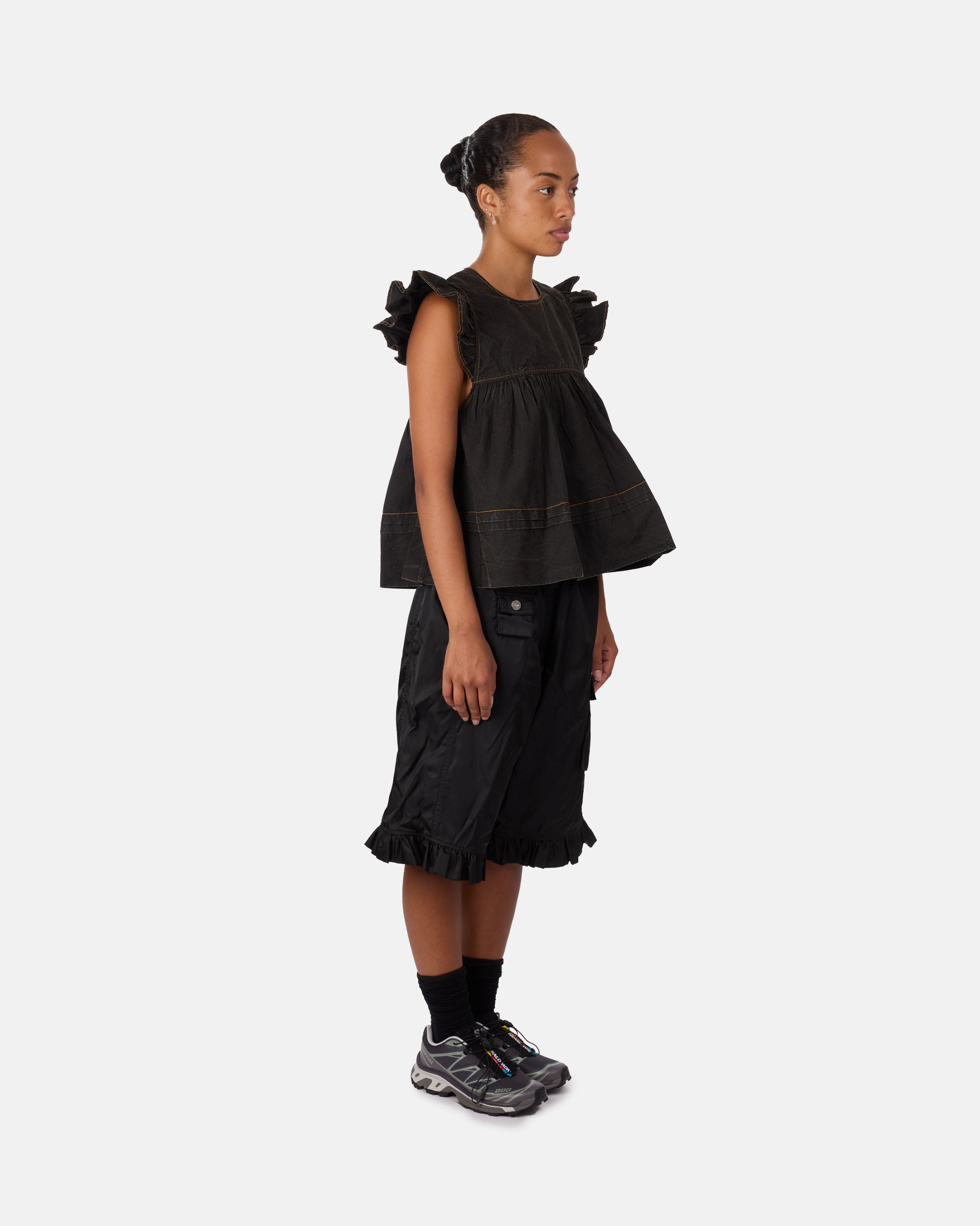 GANNI Plaggfärgad överdel i bomull med volangärmar Black W0587