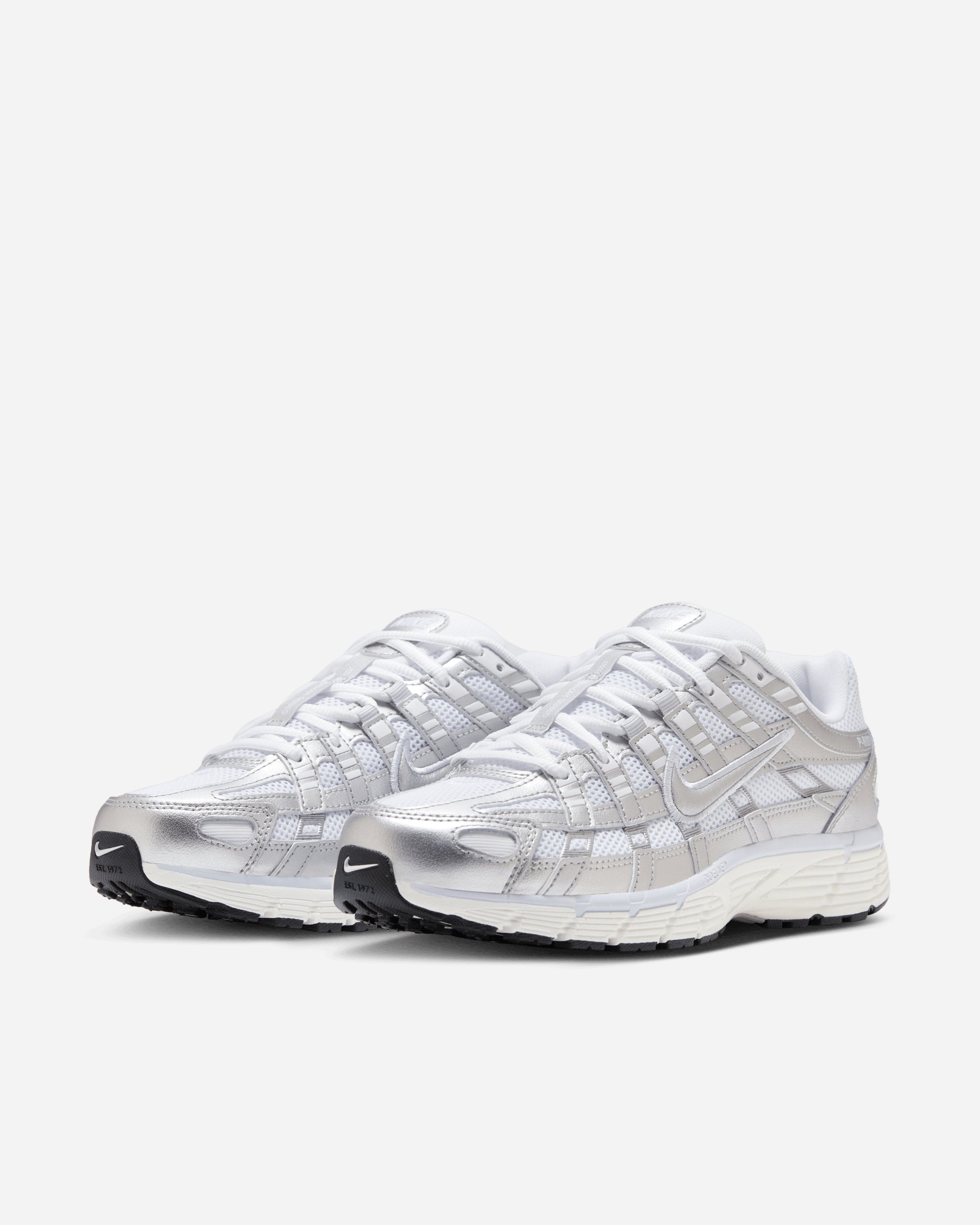 Nike Nike P-6000 WHITE/METALLIC SILVER BV1021-106