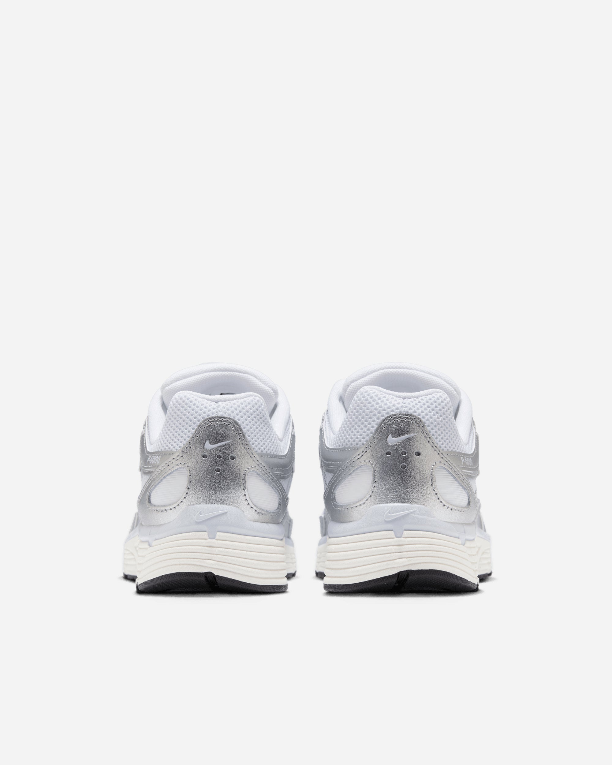 Nike Nike P-6000 WHITE/METALLIC SILVER BV1021-106