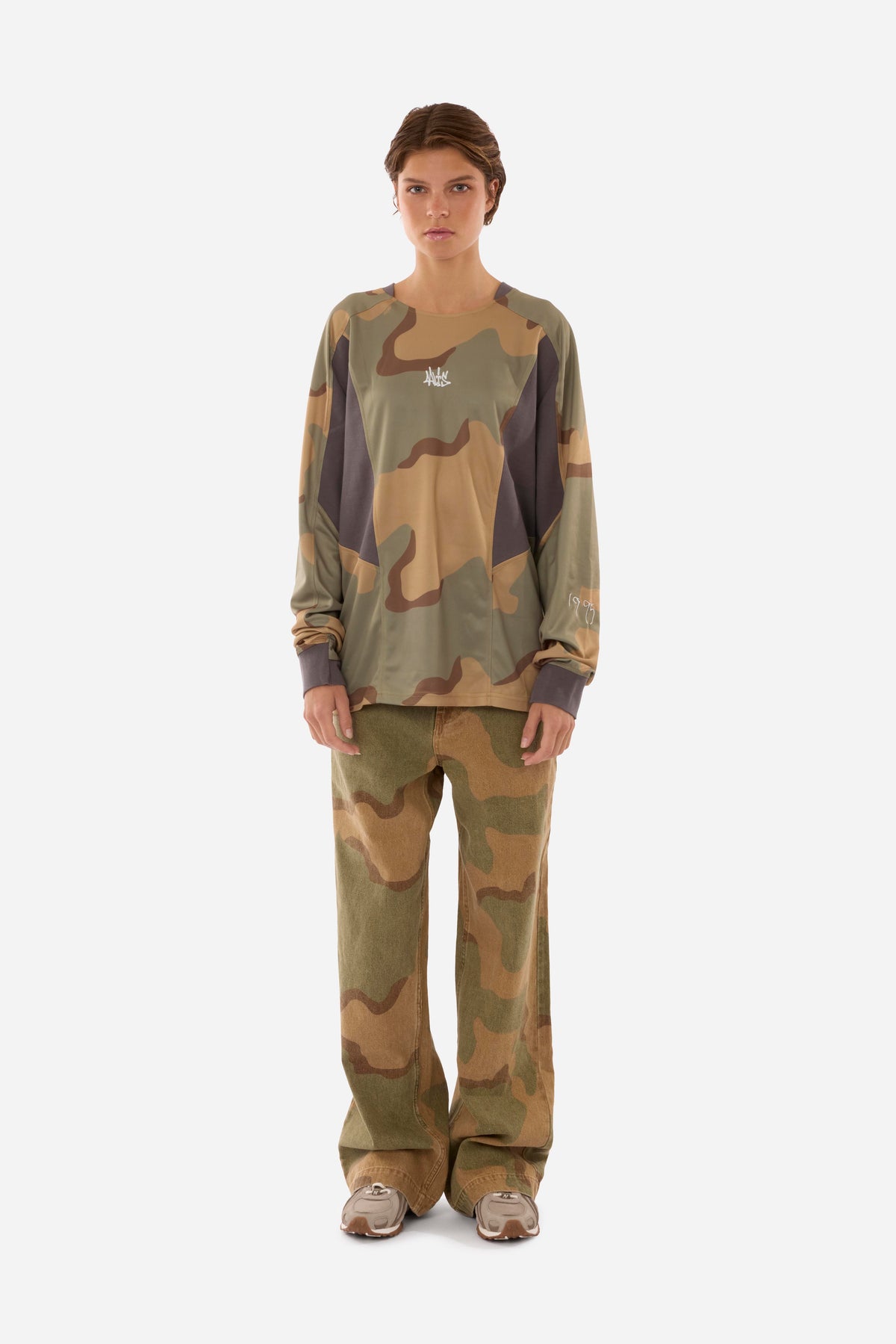 ALIS Nikola Long Sleeve Embroidered Logo CAMOUFLAGE : GREY 161-58