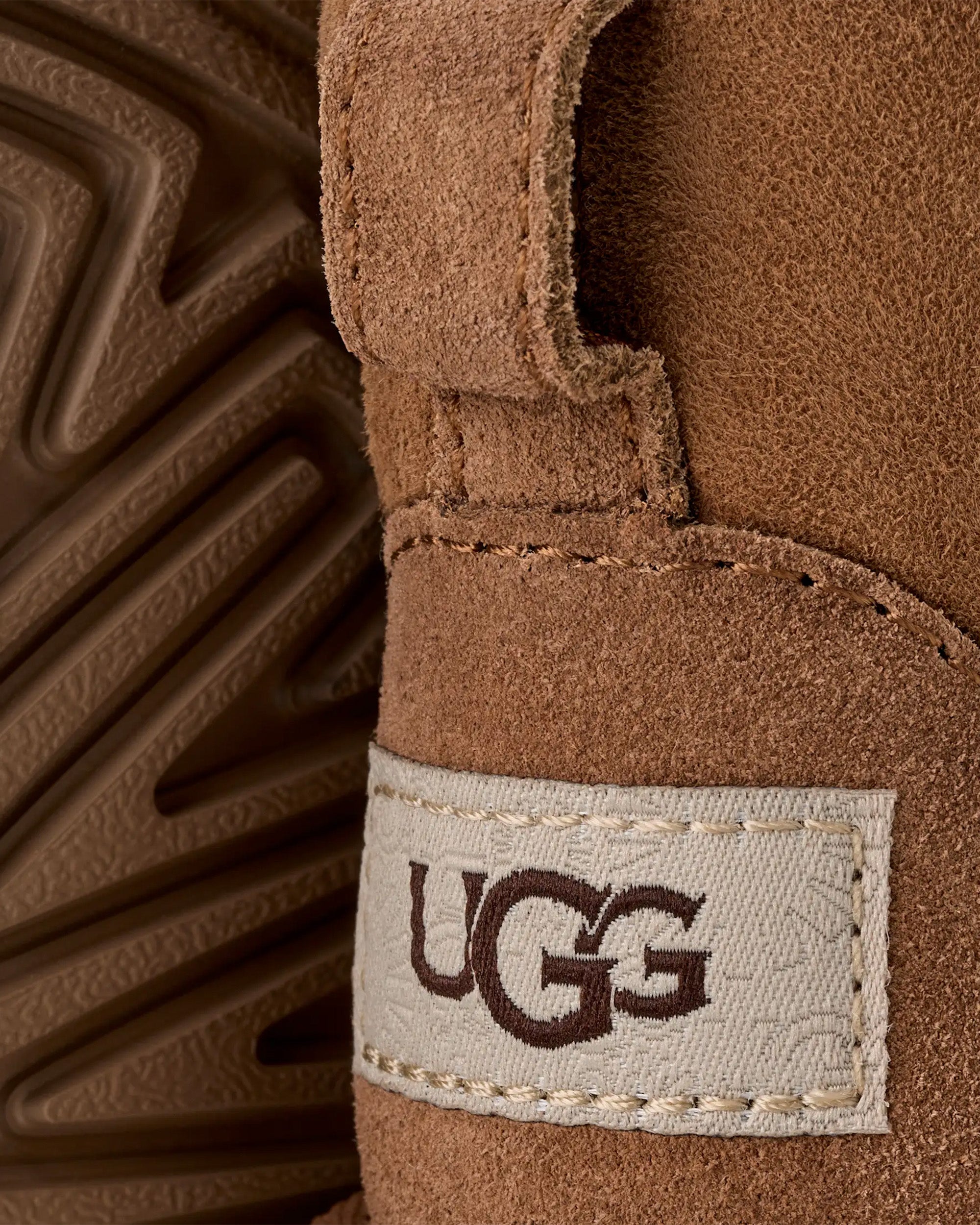 UGG Classic Mini II (Toddler) CHESTNUT             1017715TCHE