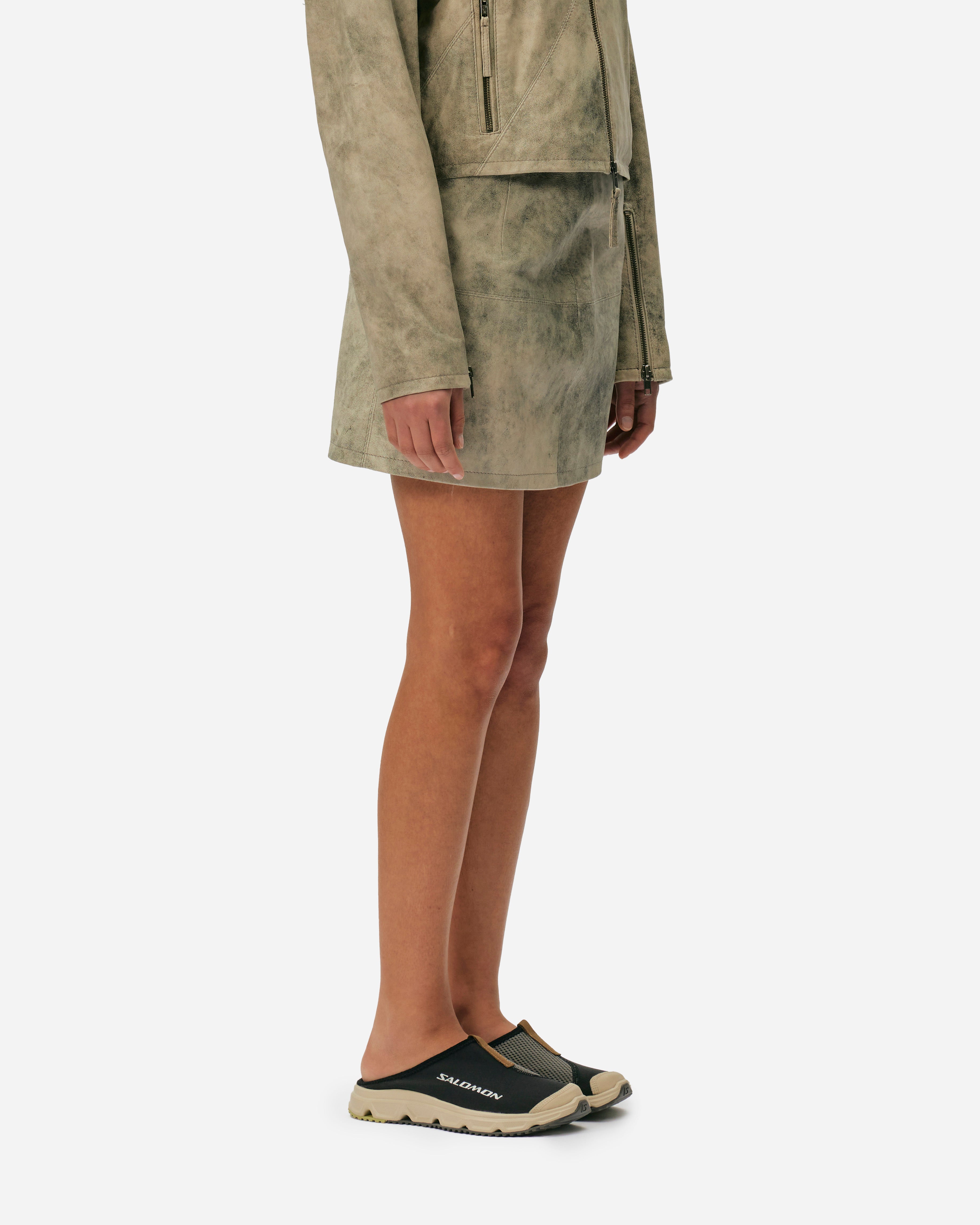 Oval Square Beat Leather Skirt Grey Stone  20700-7006