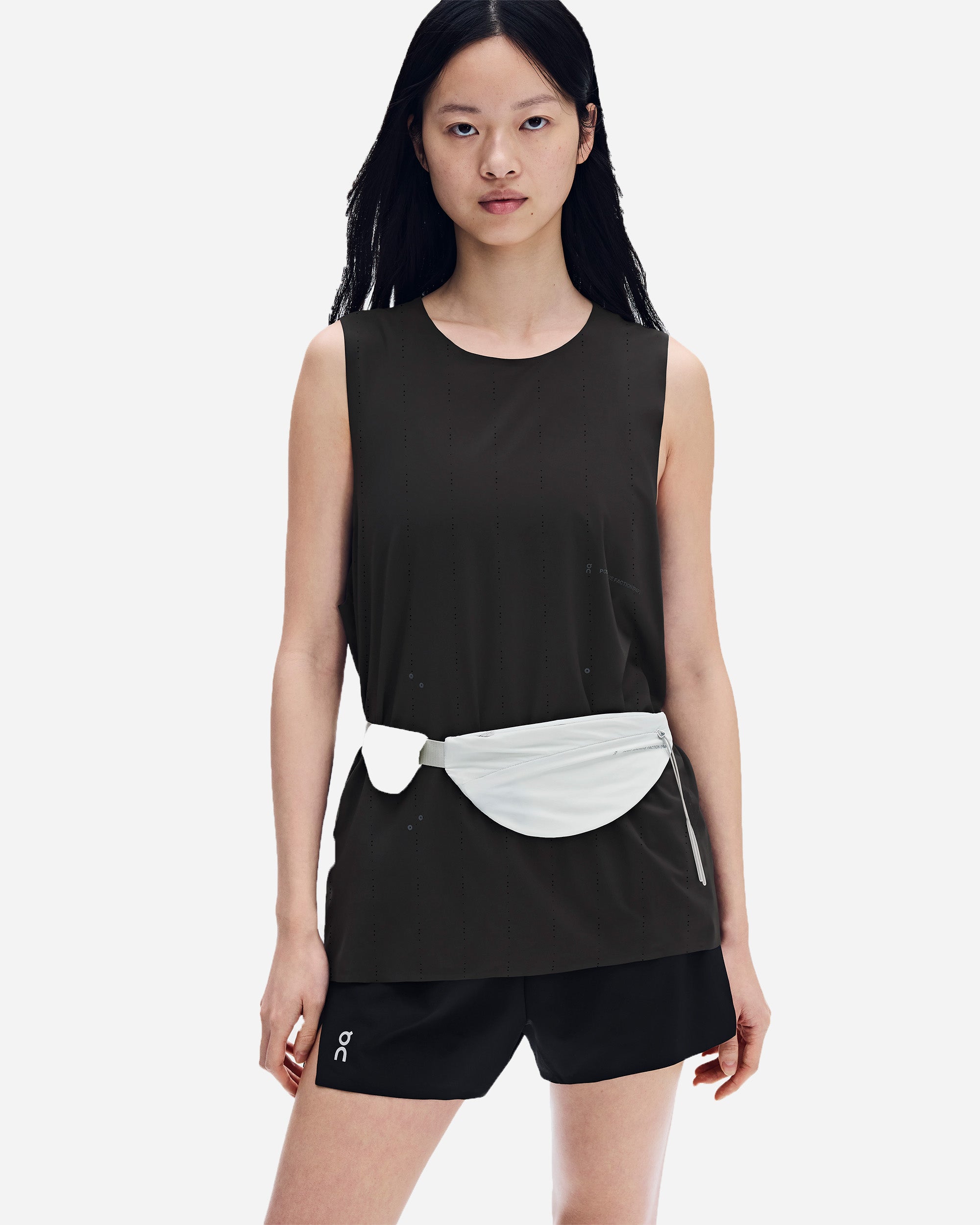 On On x PAF Run Belt Ice 2UG10470021