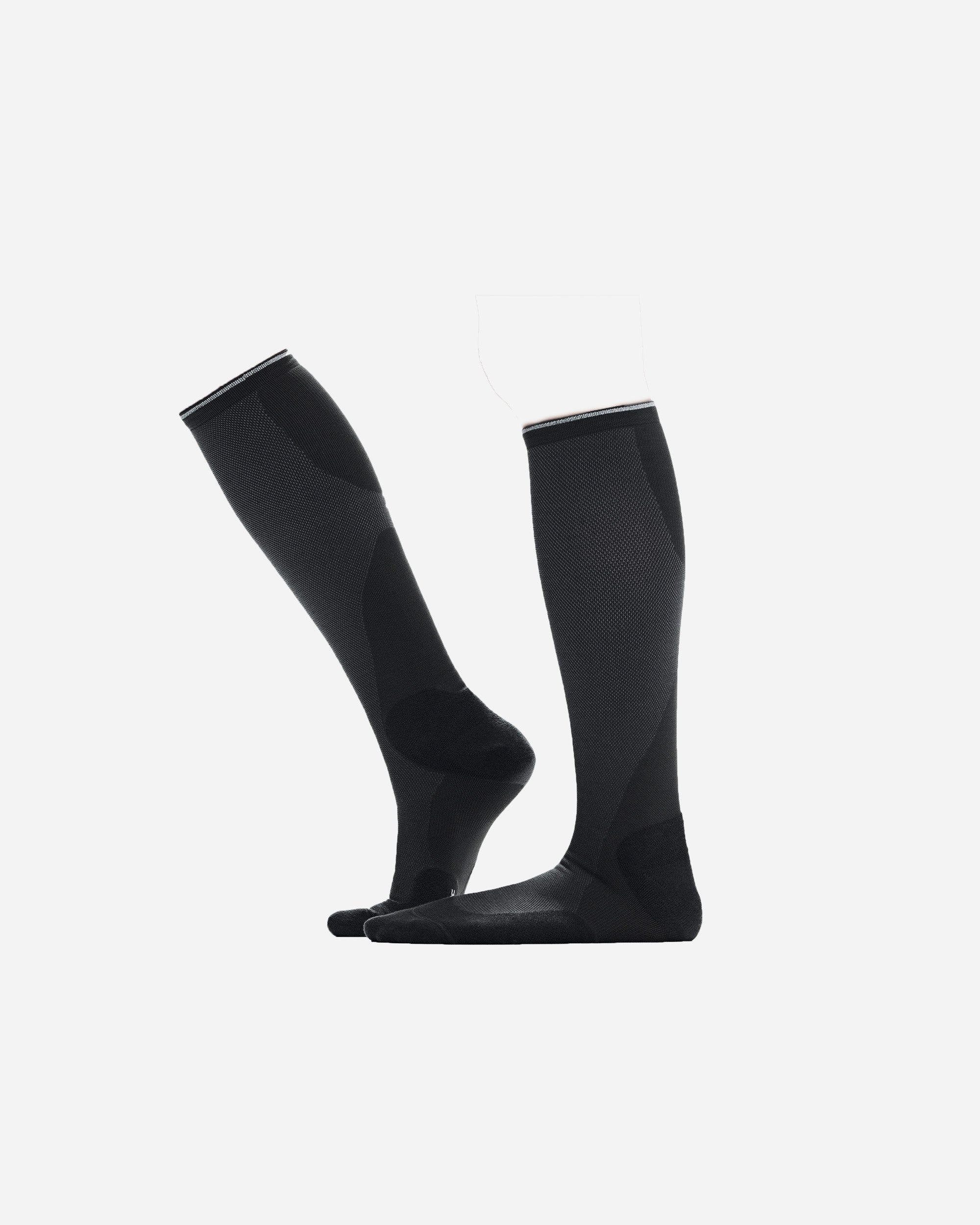 On On x PAF Run Sock Molasses | Black 2UG10484785