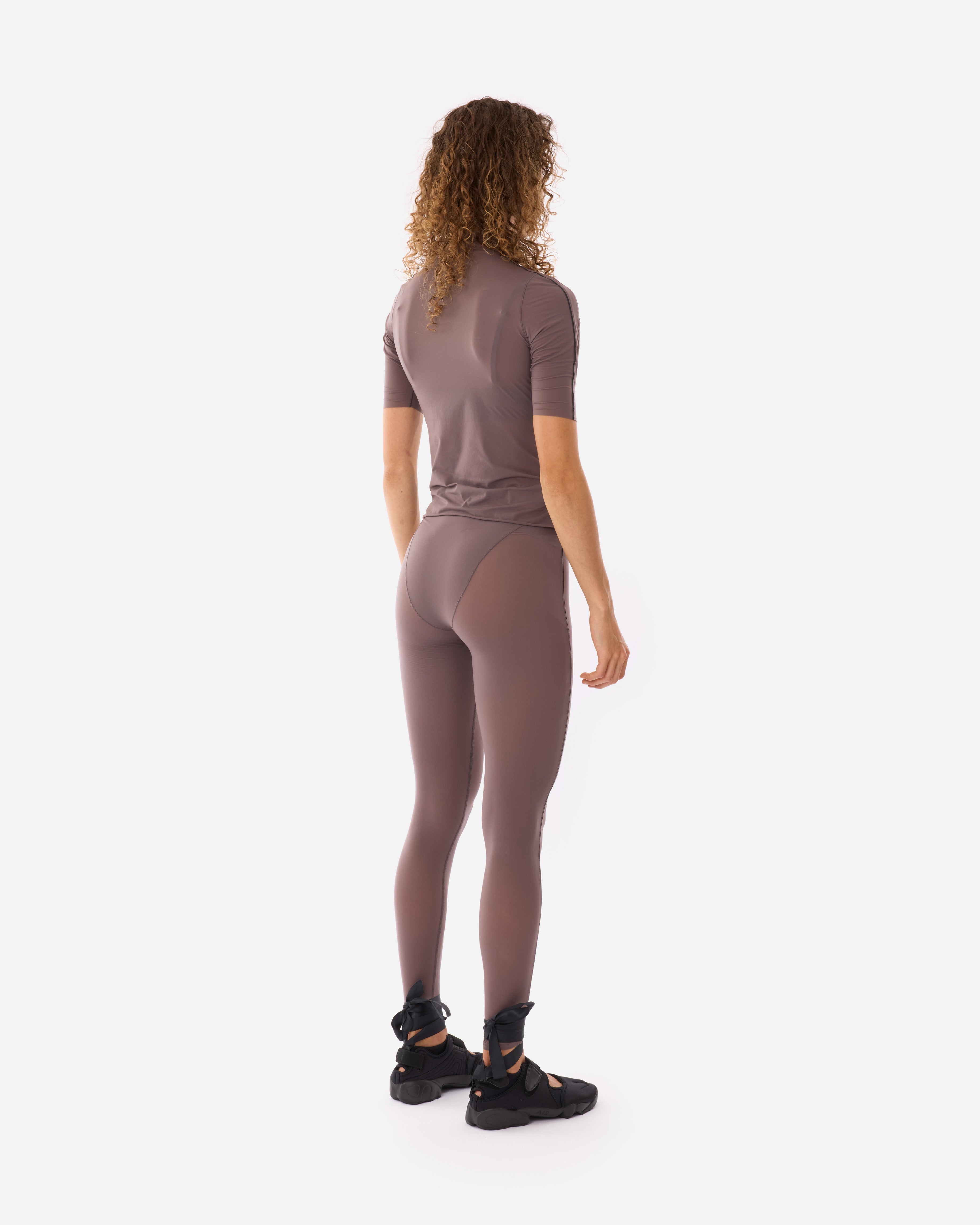 NikeSKIMS NikeSKIMS Weightless Layers V-Panel Legging 26 Inch NSKM RESIN IR5066-241