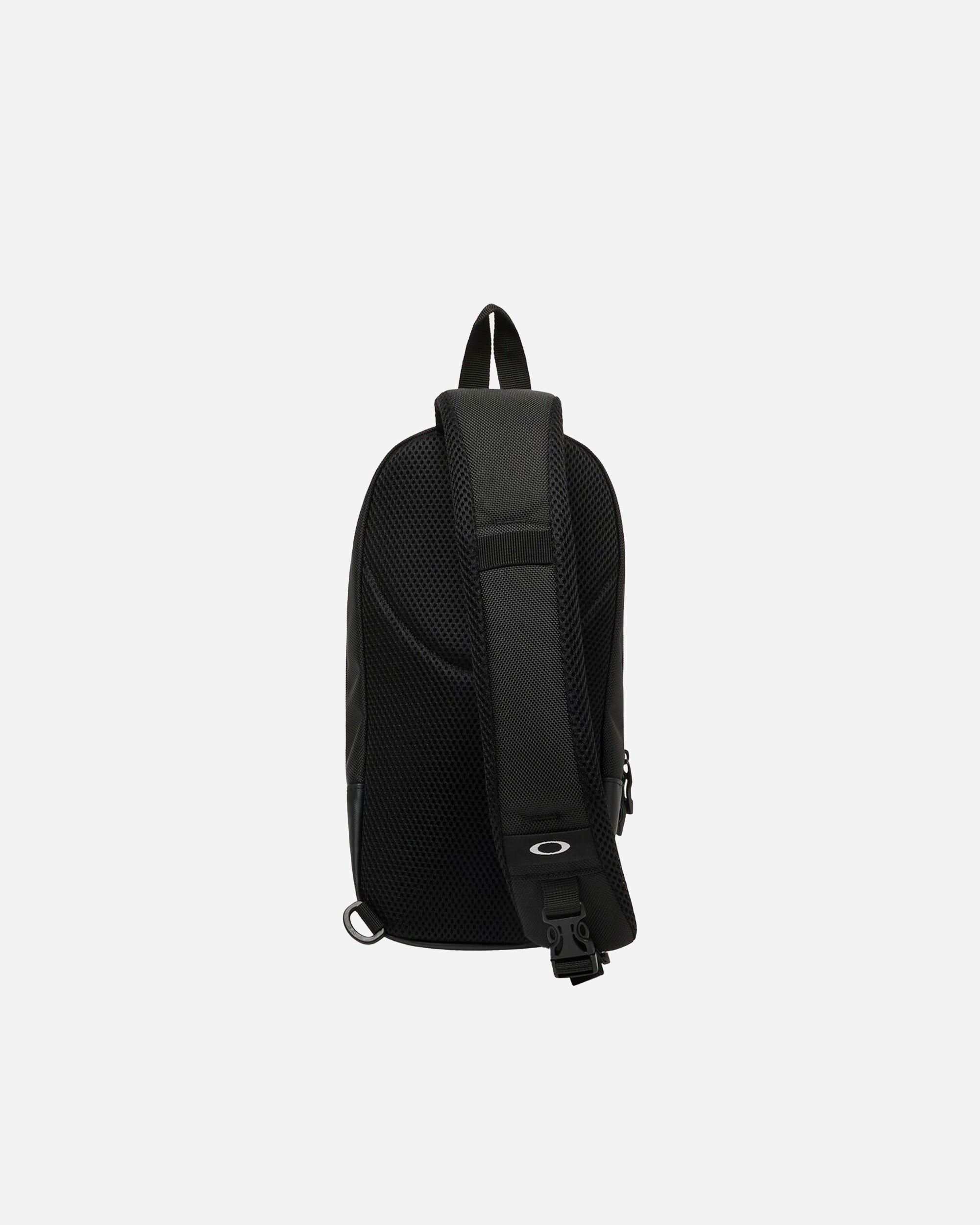 Oakley Enhance Body Bag 9.0 Black/White FOS902151-022