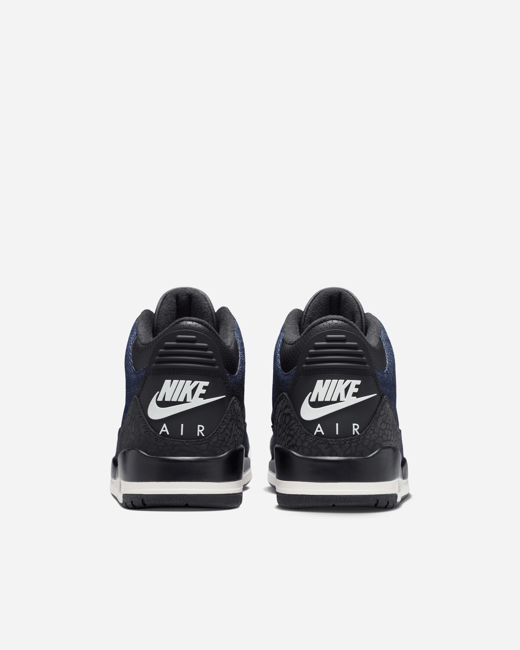 Jordan Brand Air Jordan 3 x Levi's® "Indigo and Gym Red" DENIM/BLACK IH7959-400