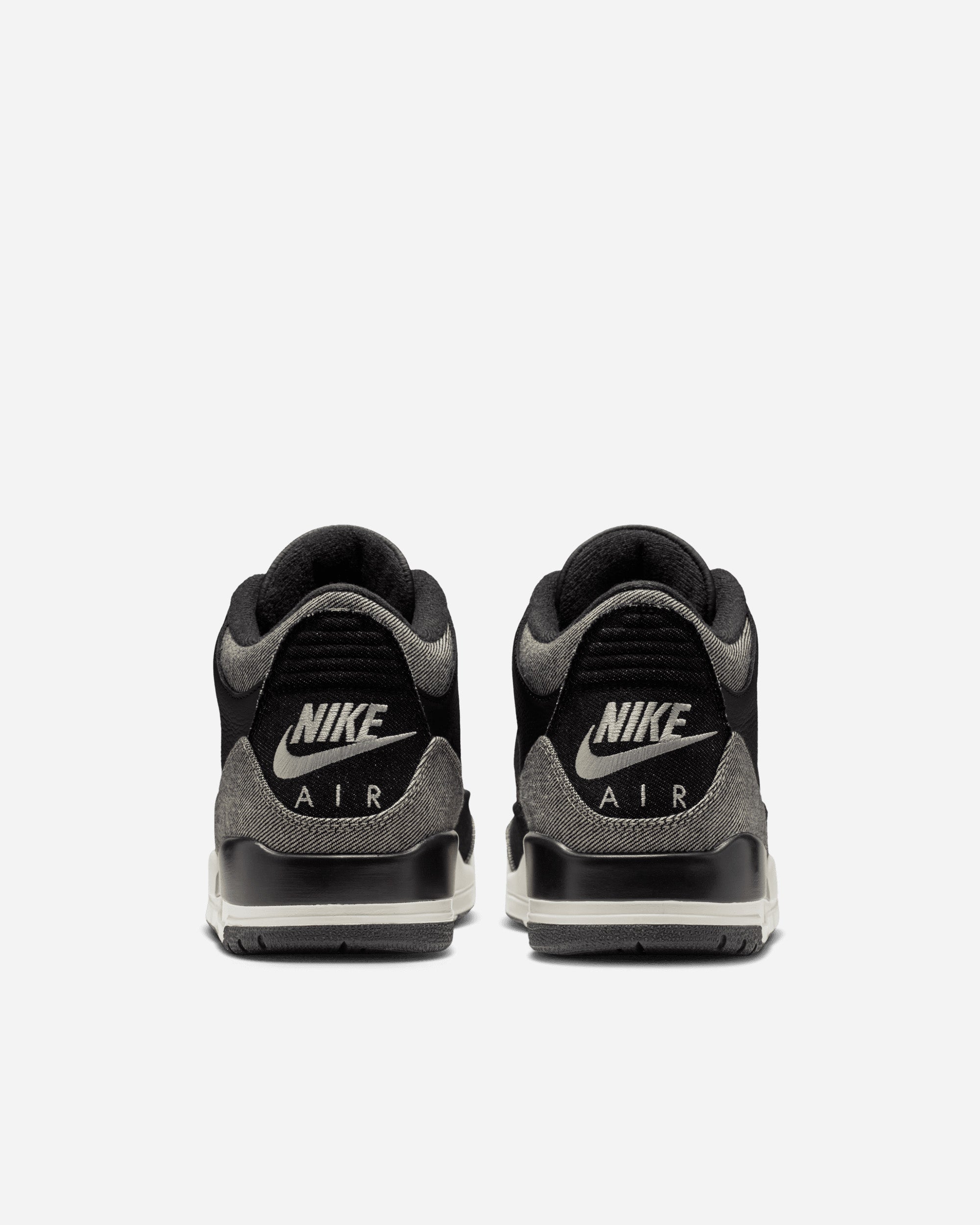 Jordan Brand Air Jordan 3 x Levi's®  "Black Denim" DENIM/BLACK IR0914-400