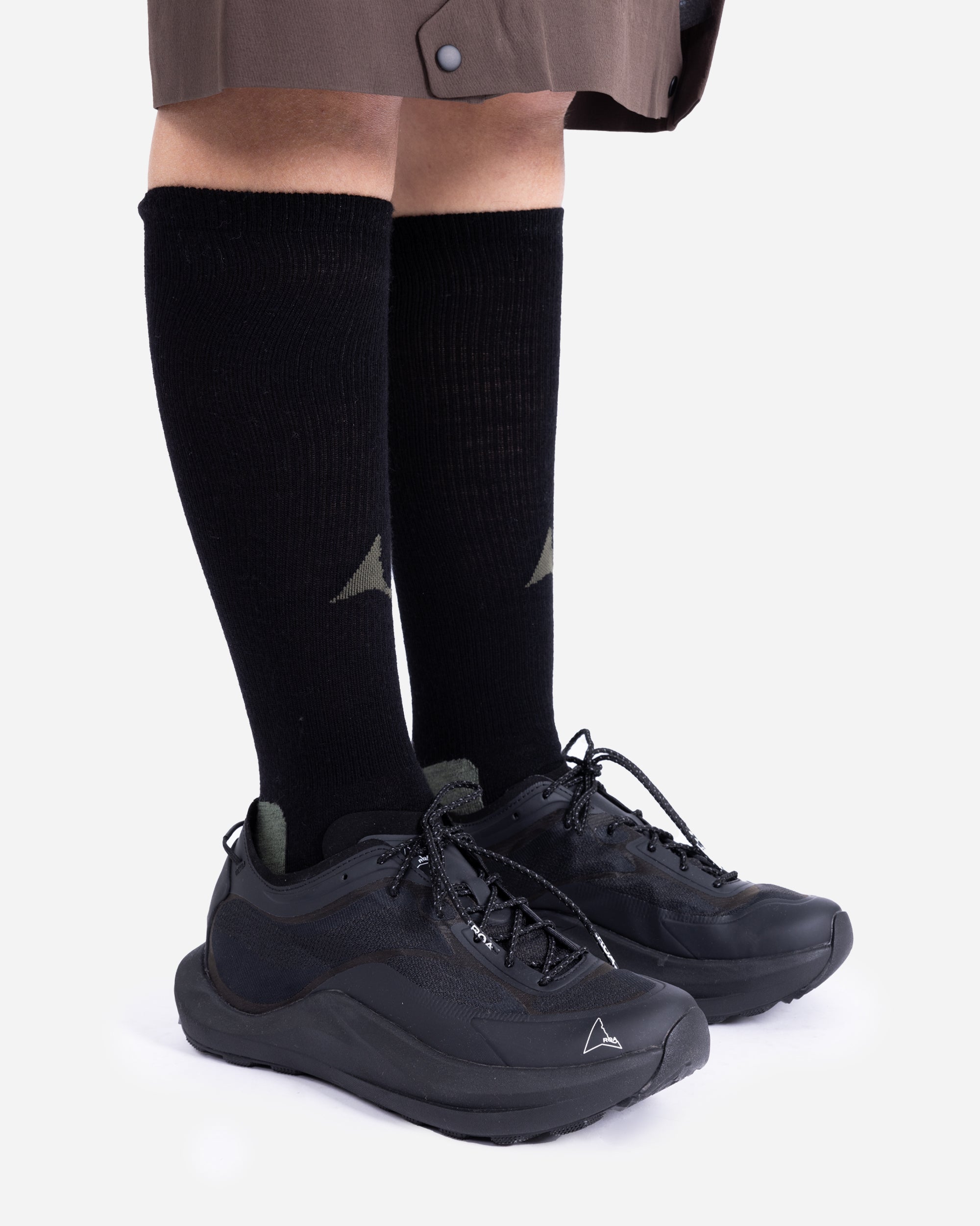 ROA Logo Wool High Socks Black RBMW0409YA52-BLK0001