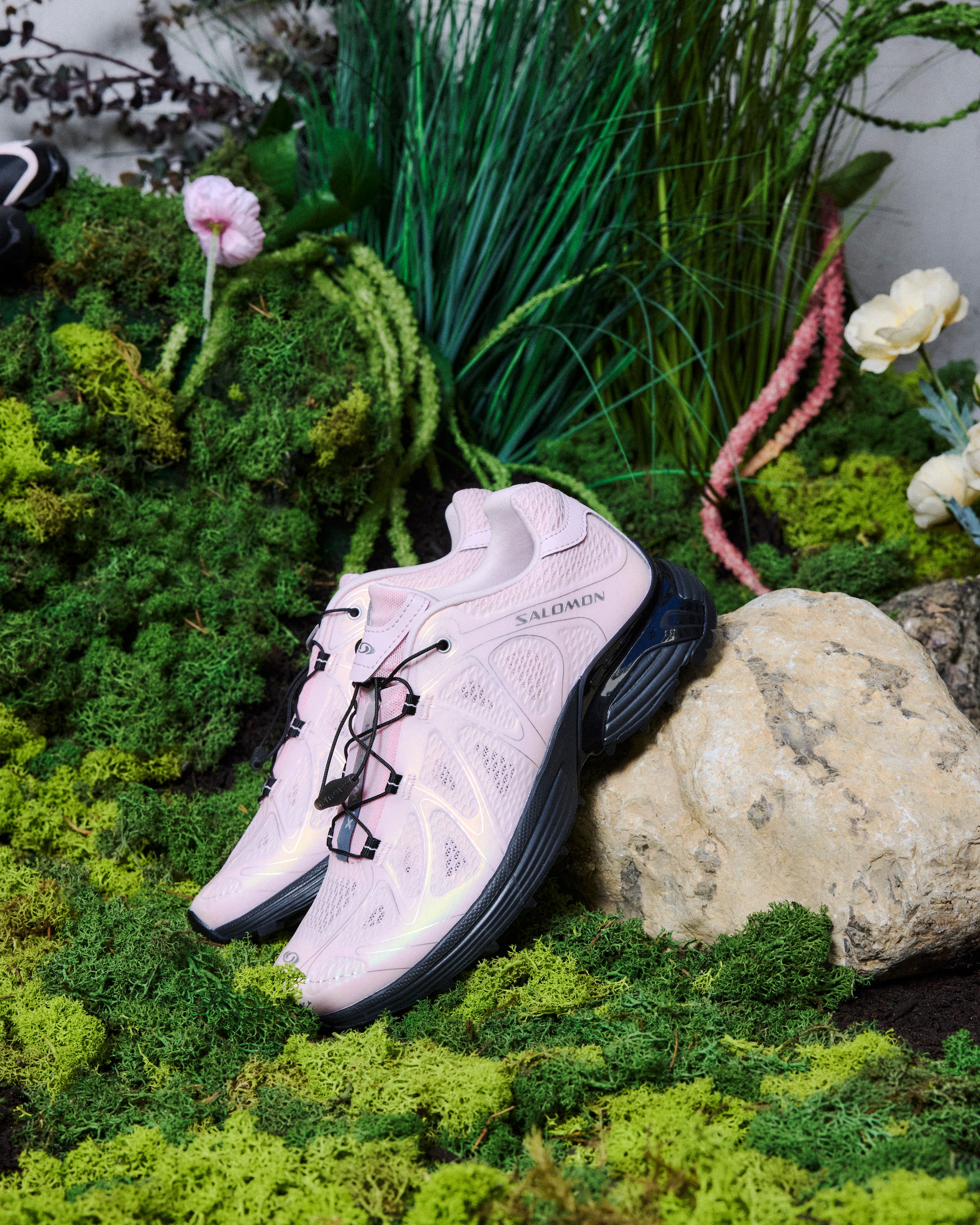 Salomon XT-WHISPER VOID Icy Pink / Black / Ftw Silver L49099000